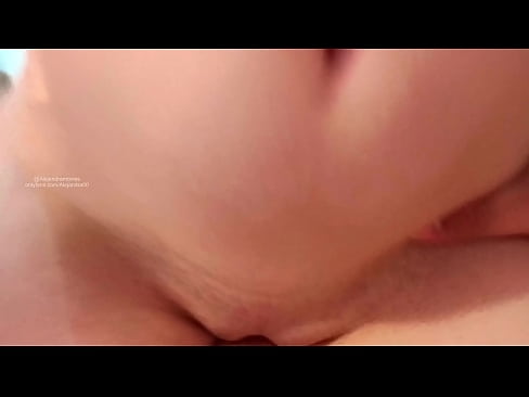 ❤️ Dormir no quarto da minha irmã e foi assim que acordei ❤️❌ Porno real vídeo em pt.drpornofilme.ru
